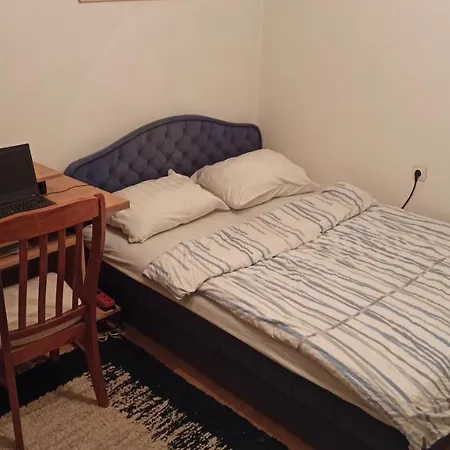 Cozy With A Balcony Homestay