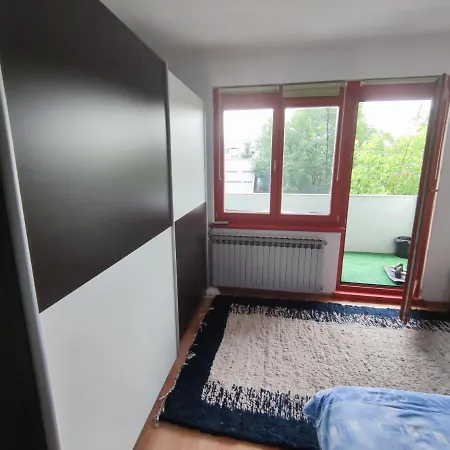Cozy With A Balcony Homestay *