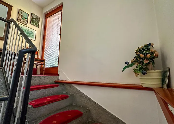 Cozy With A Balcony Homestay *